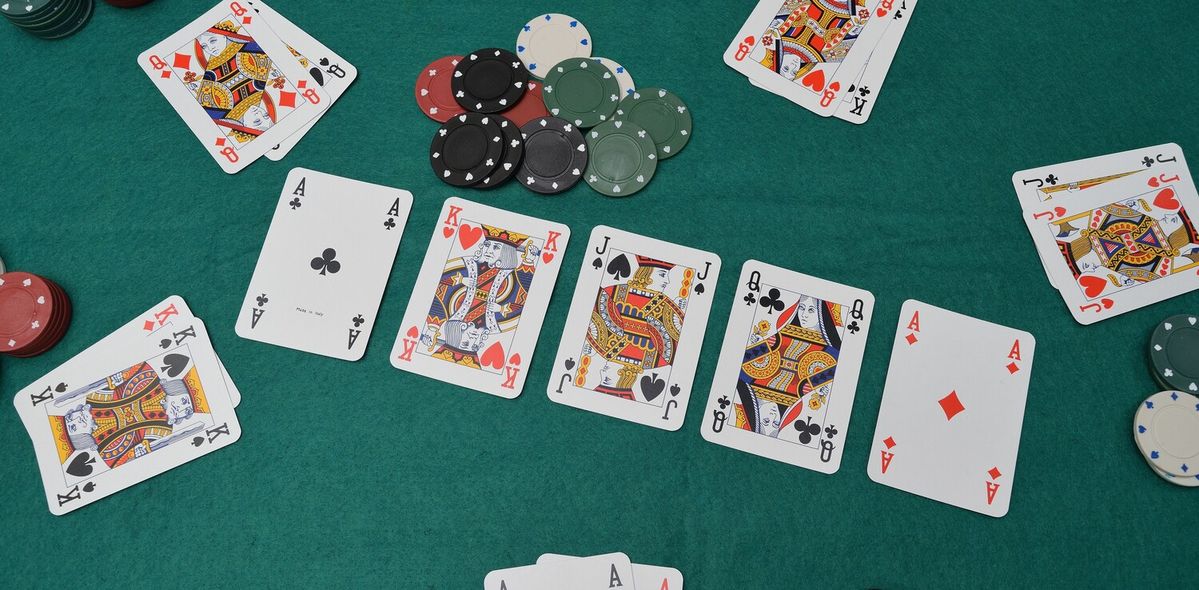 Silver Oak Casino کیسینو میں پوکر گیمز